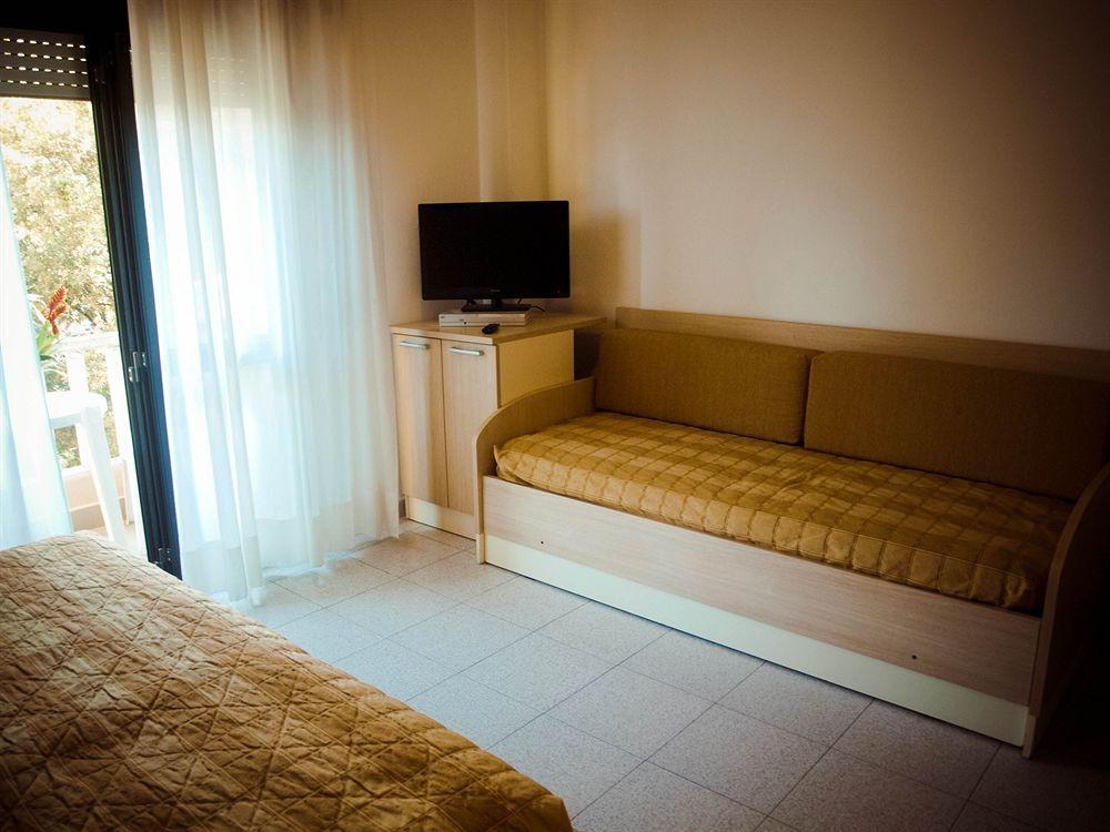 Residence Internazionale Ρίμινι Εξωτερικό φωτογραφία
