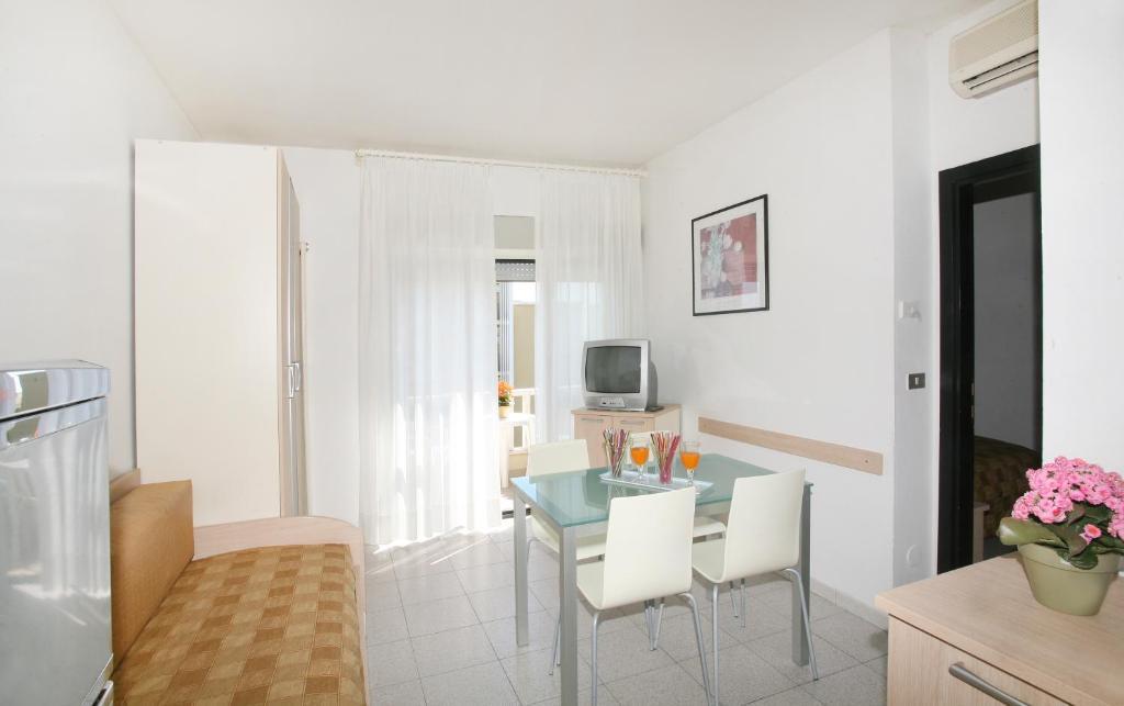 Residence Internazionale Ρίμινι Δωμάτιο φωτογραφία